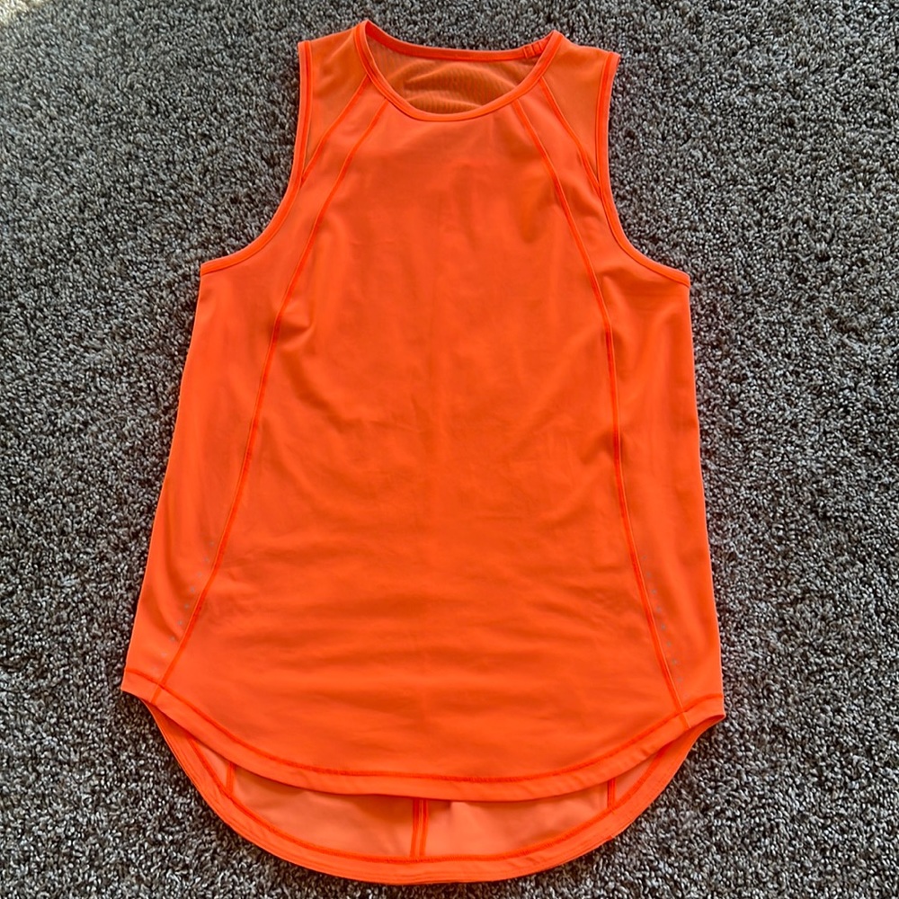 Lulu Lemon size 6 top brand new with out tags
